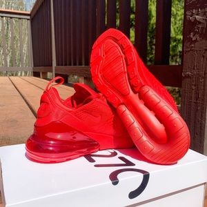 🆕 Nike Air Max 270 All Red ❤️